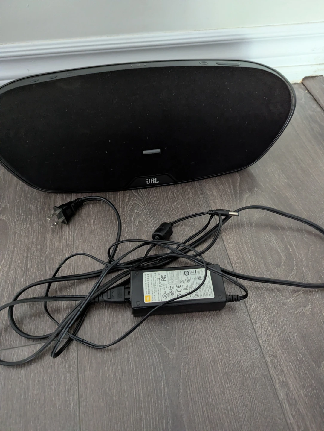 JBL Bluetooth Speaker - photo 4