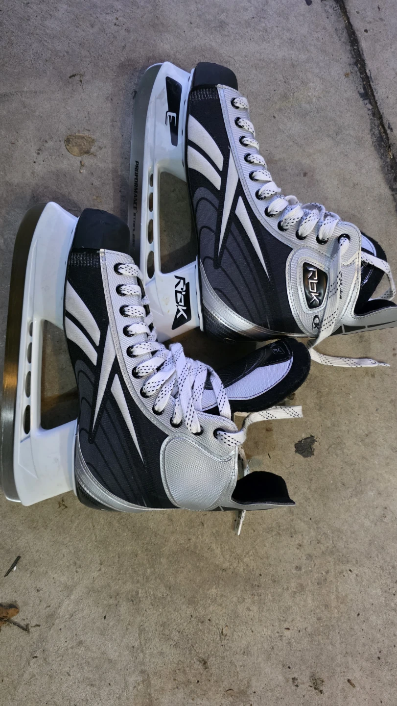 Reebok Ice Hockey Skates Size 11