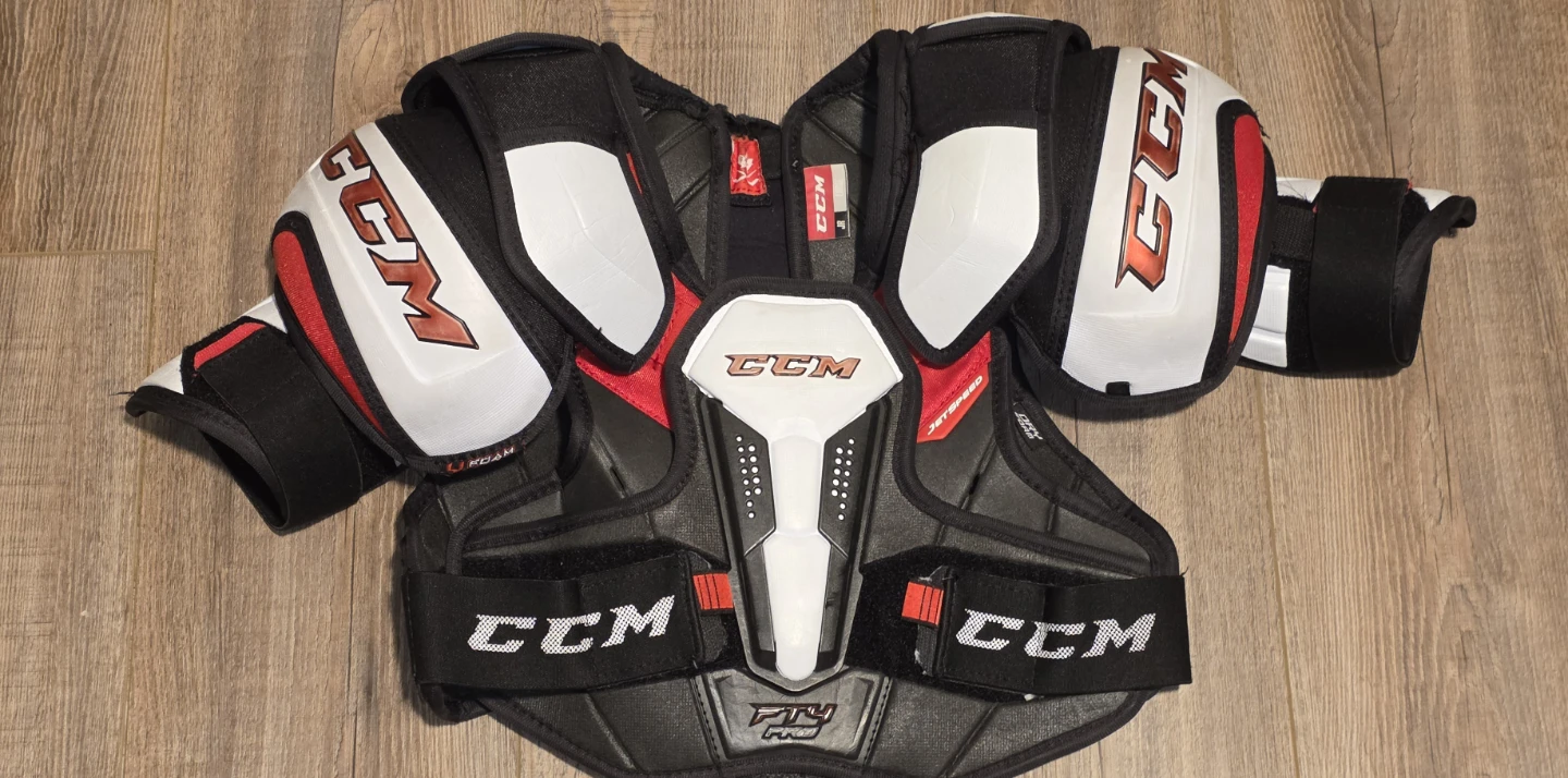 CCM JetSpeed FT4 Pro Junior Hockey Shoulder Pads - Size Jr Large