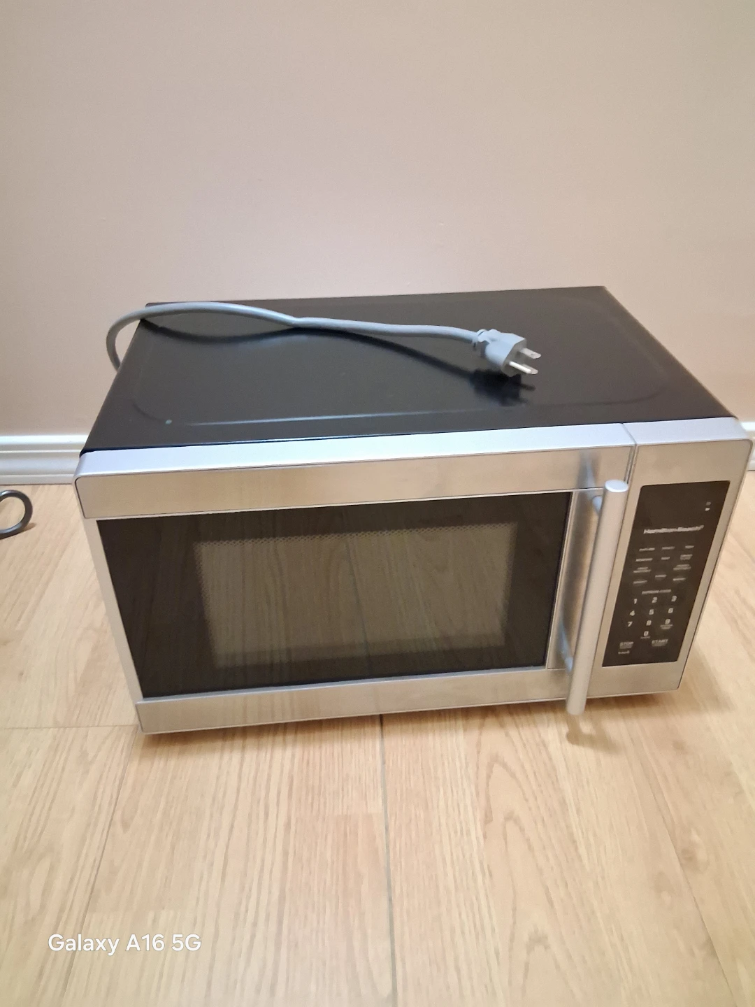 Hamilton Beach Stainless Steel Microwave - photo 5