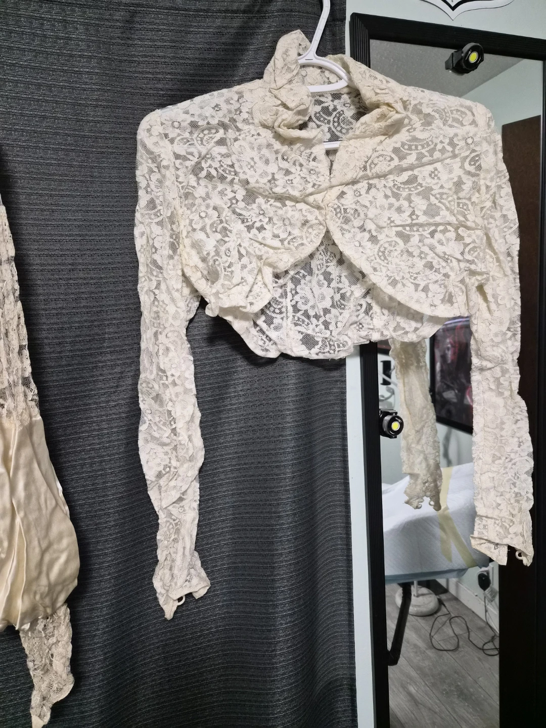 Vintage cream lace dress and bolero set - photo 2