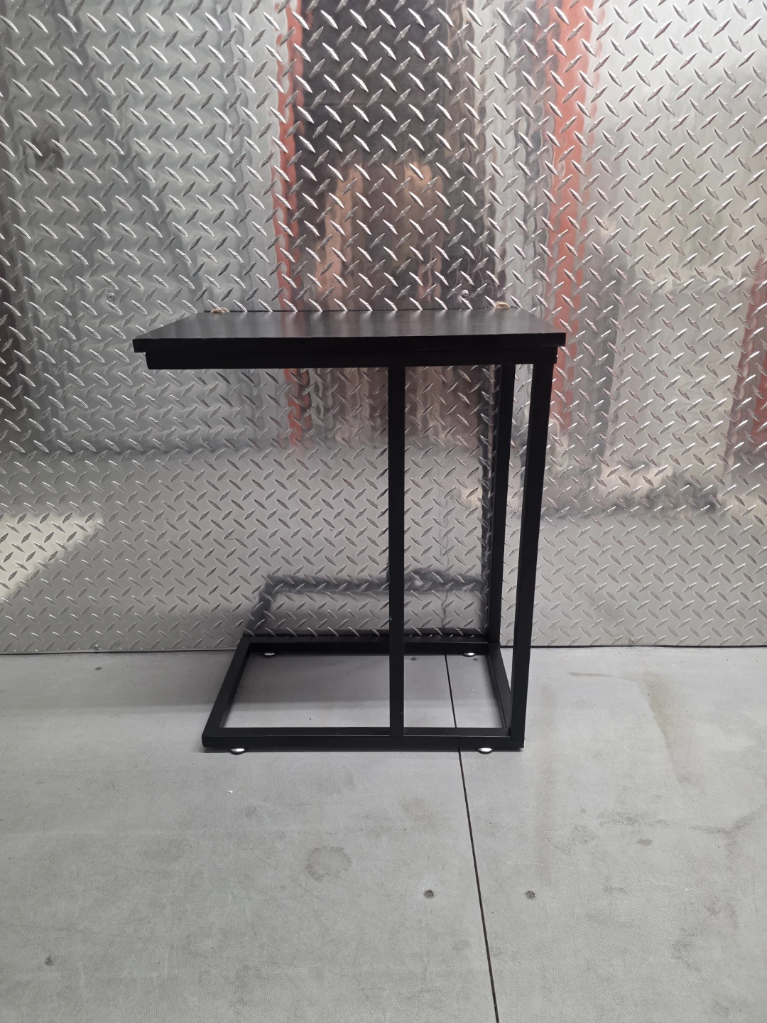 Black Metal C-Table Side Table - photo 2