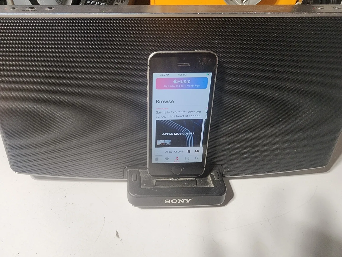 Sony X Series Bluetooth Speaker Dock and iPhone 5