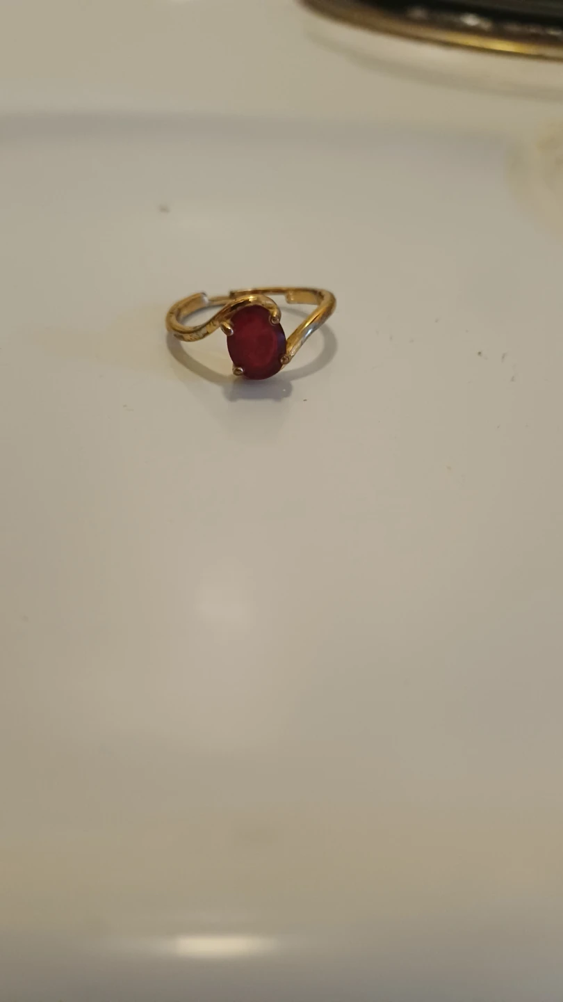 Gold-tone ring with red stone🏈 - photo 2