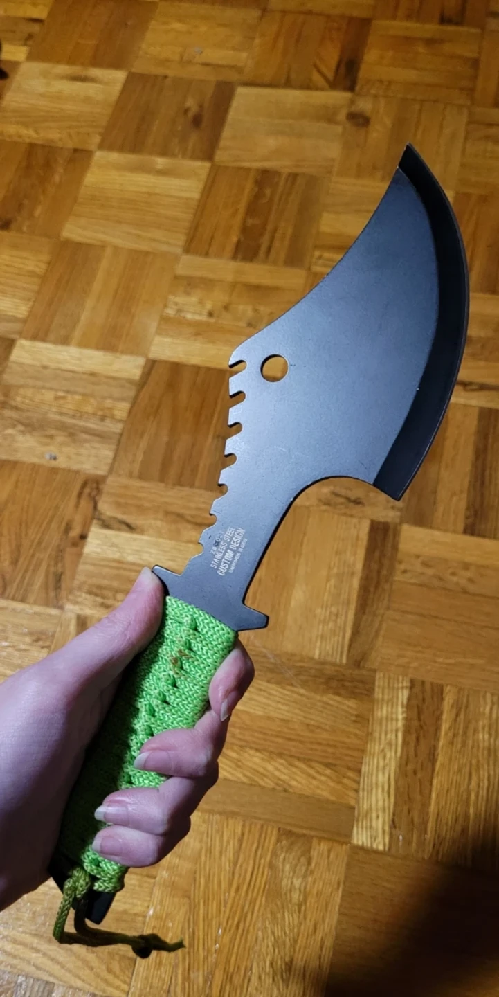 Tomahawk "Zombie Hunter"