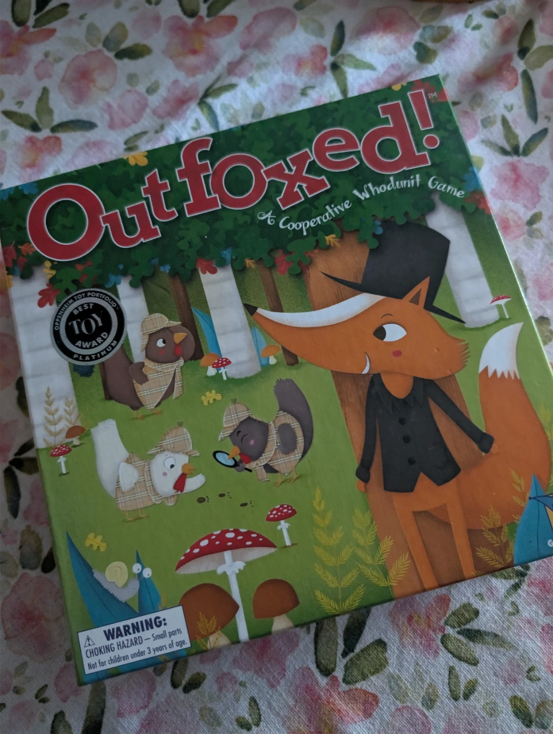 Outfoxed! Cooperative Whodunit Board Game