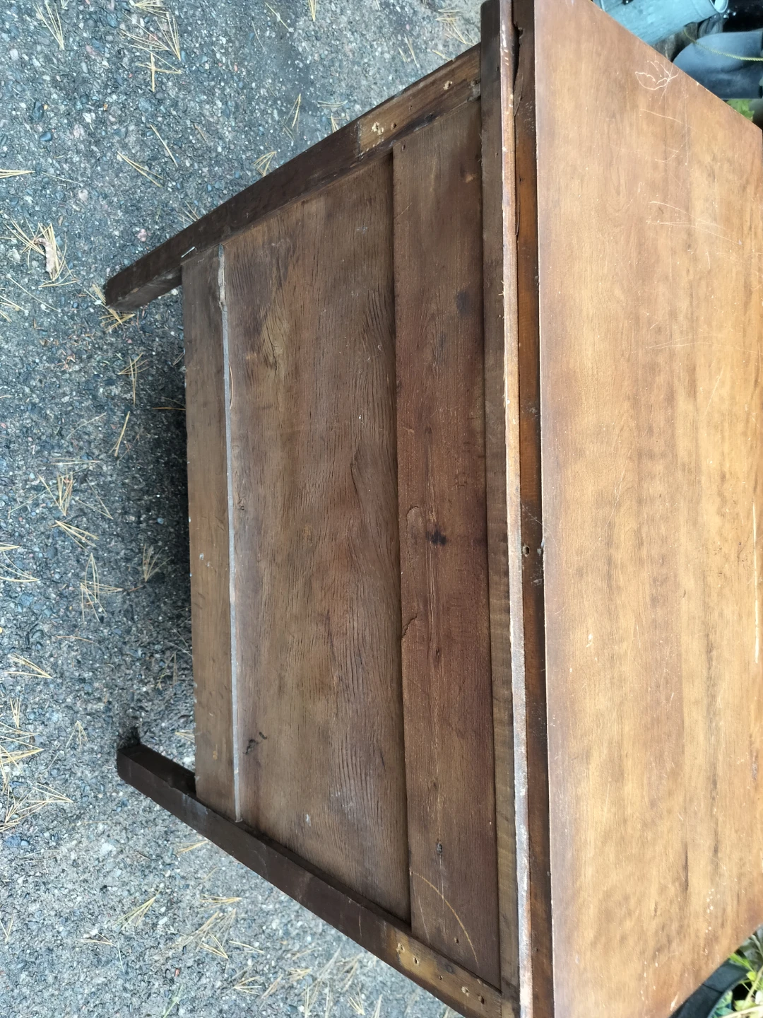 Vintage wooden 3-drawer dresser - photo 5