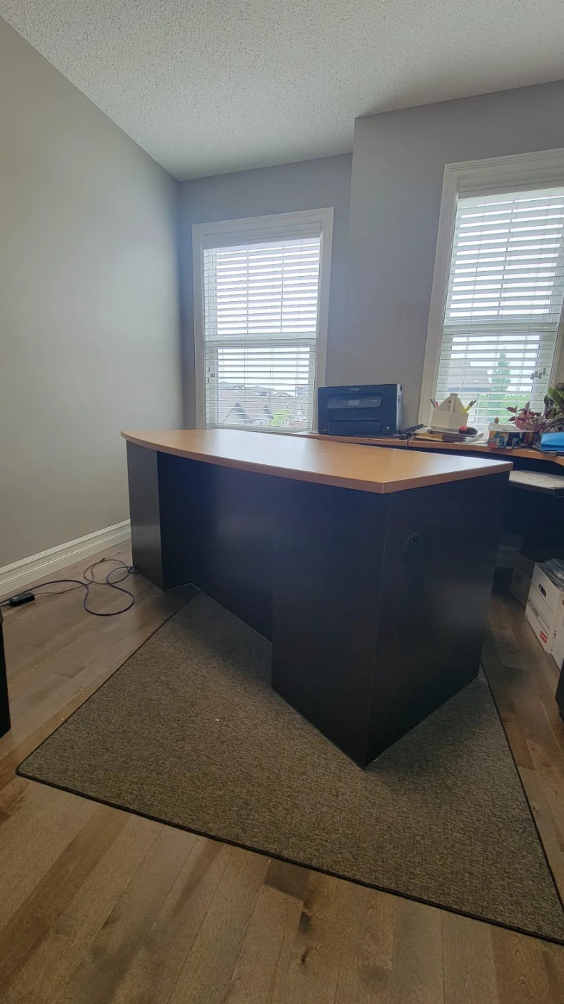 Modern Office Desk