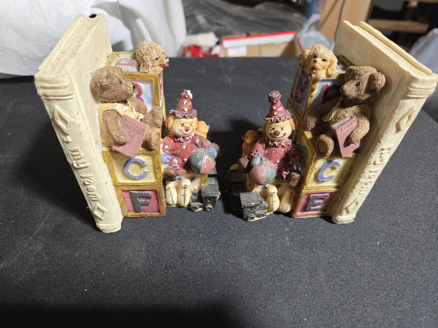 Decorative Bookends with Bears and Clowns - photo 3