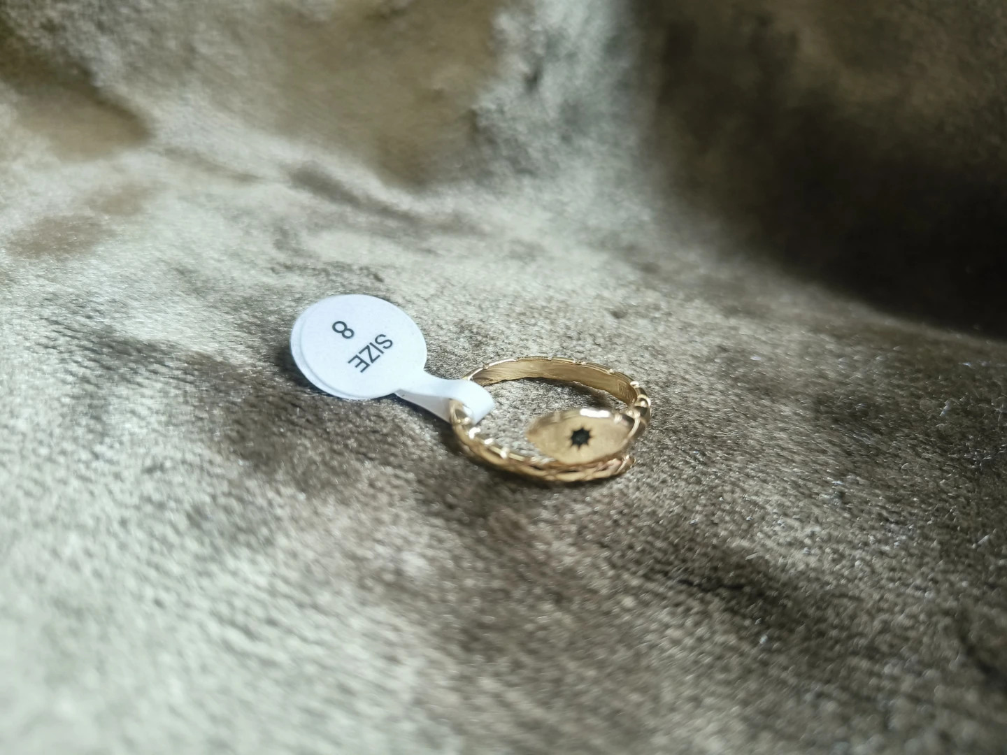 Gold-tone Ring Size 8 Sterling silver