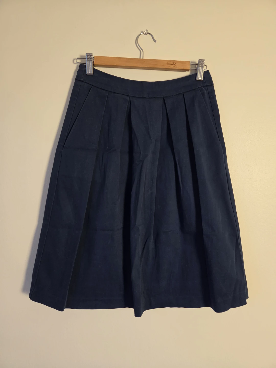 Stradivarius Navy Pleated Skirt 🏈