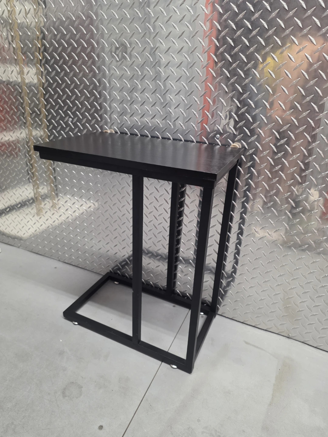 Black Metal C-Table Side Table - photo 4