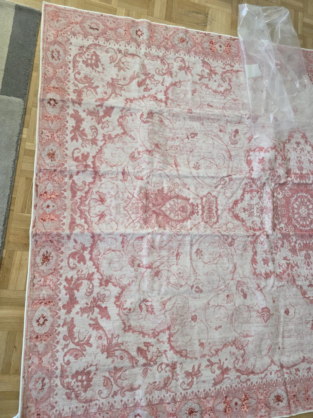 Pink Floral Pattern Area Rug - photo 4