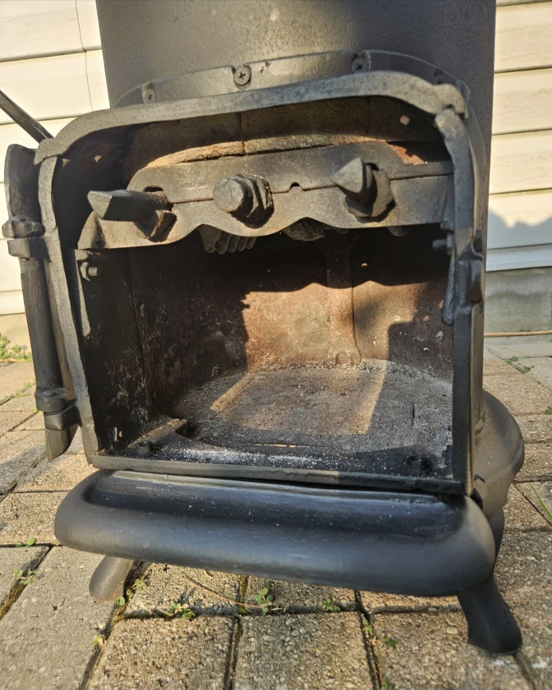 Old 24 Wood Stove - photo 5