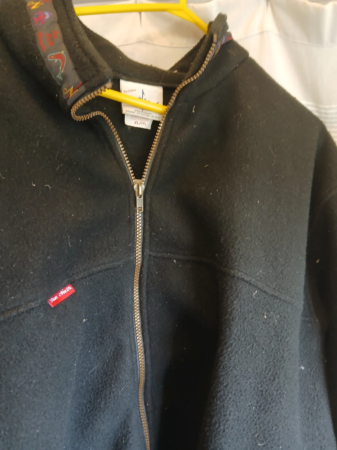 True North black fleece hoodie, size XL