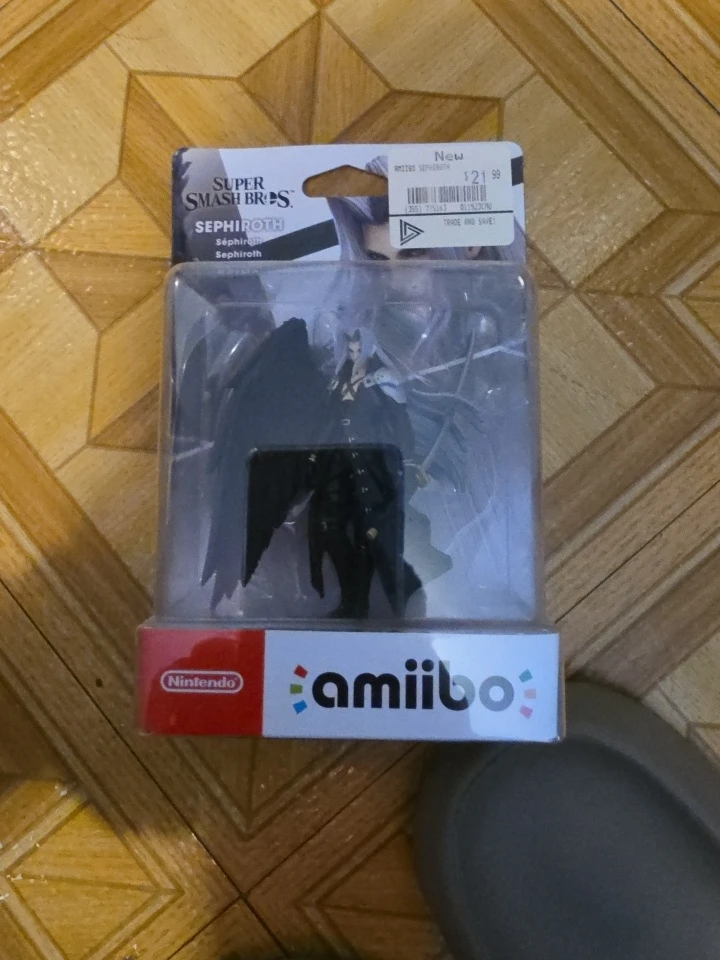 Totaku and Amiibo Figure Bundle