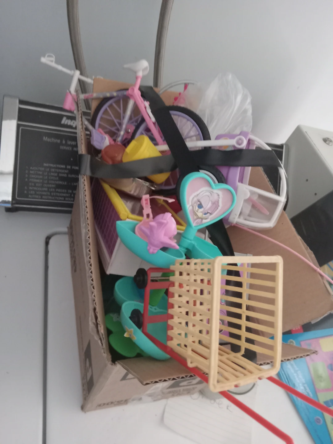 Barbie Dollhouse and Accessories Set - photo 3