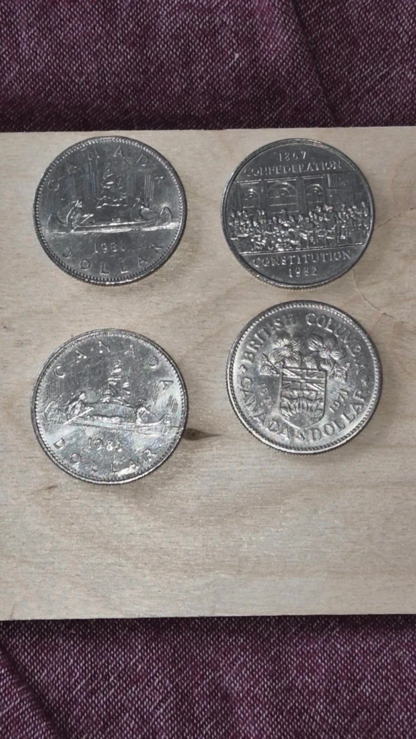 50 cents and Dollars Voyageurs - photo 3