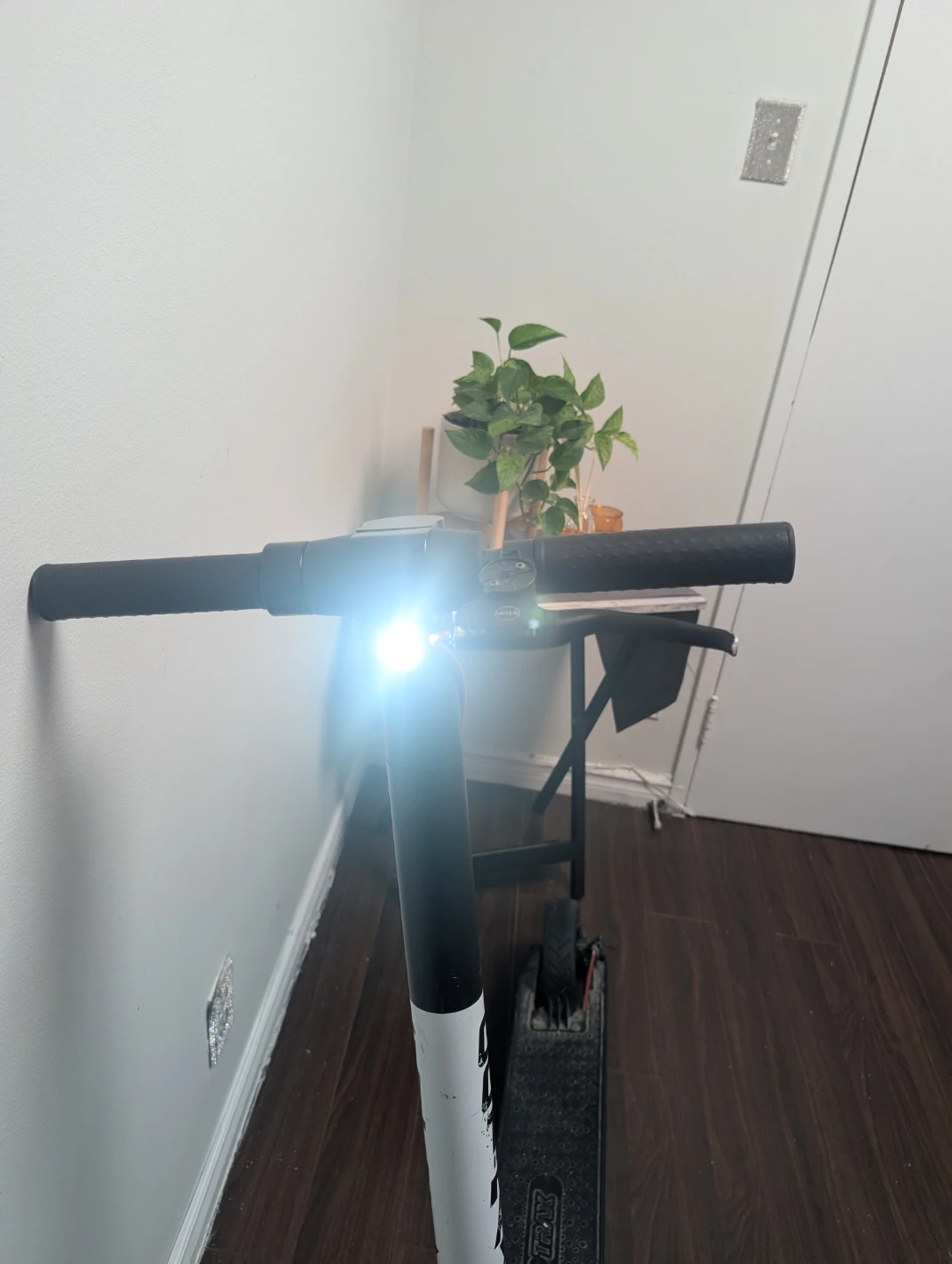 GOTRAX Electric Scooter - photo 4