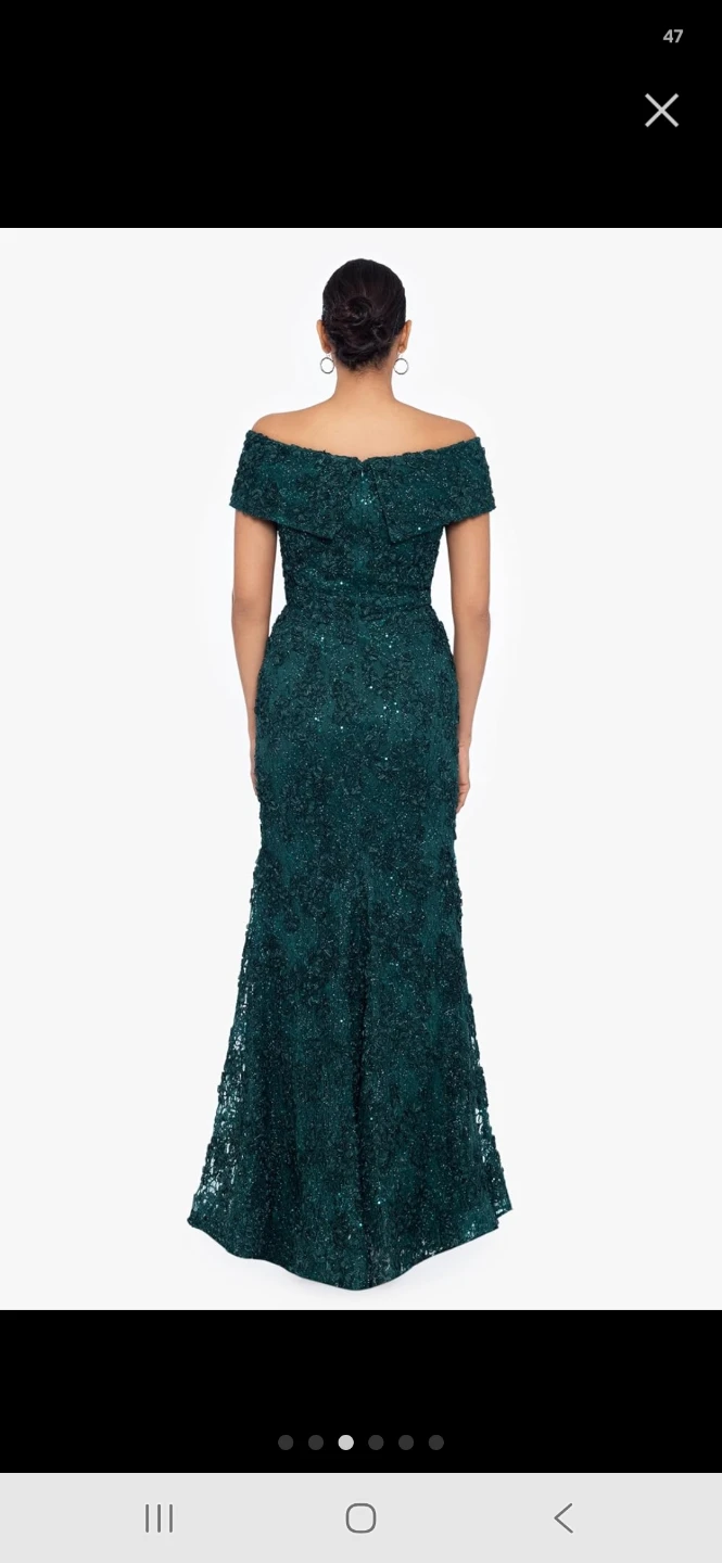 Xscape Emerald Green Off-the-Shoulder Dress Size 4 🏈 - photo 2