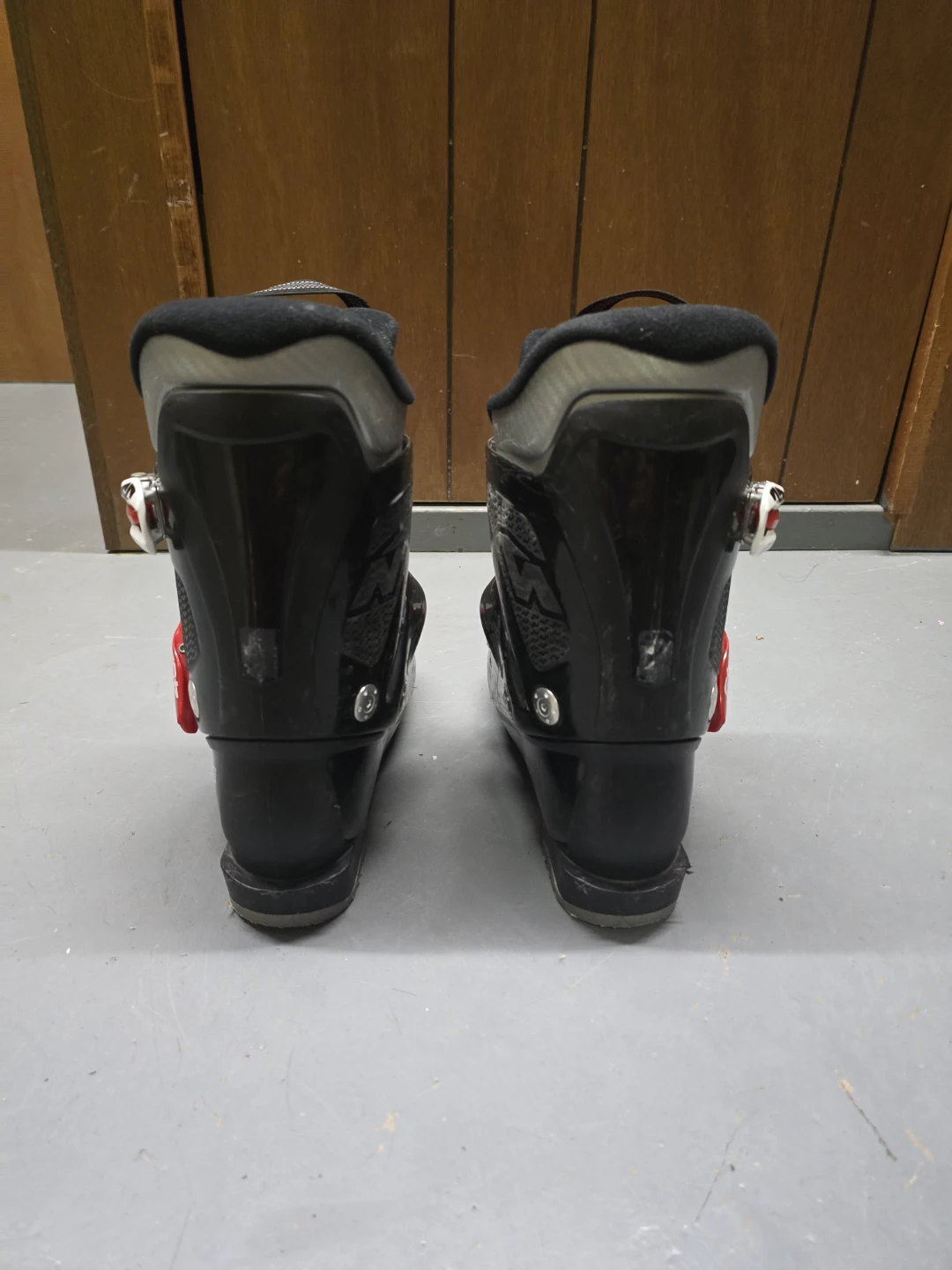 Nordica Firearrow Team 3 ski boots 200-215,255mm - photo 3
