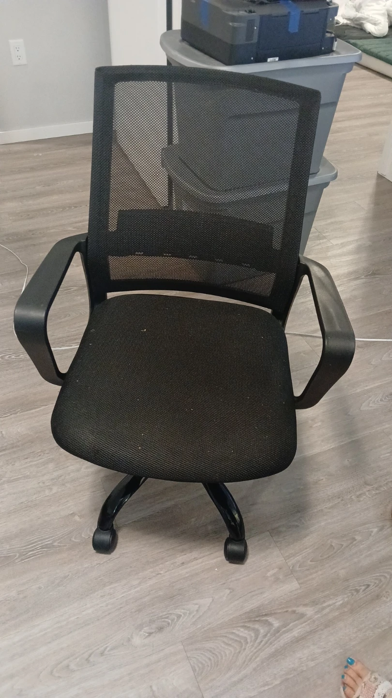 Black Mesh Office Chair - photo 2