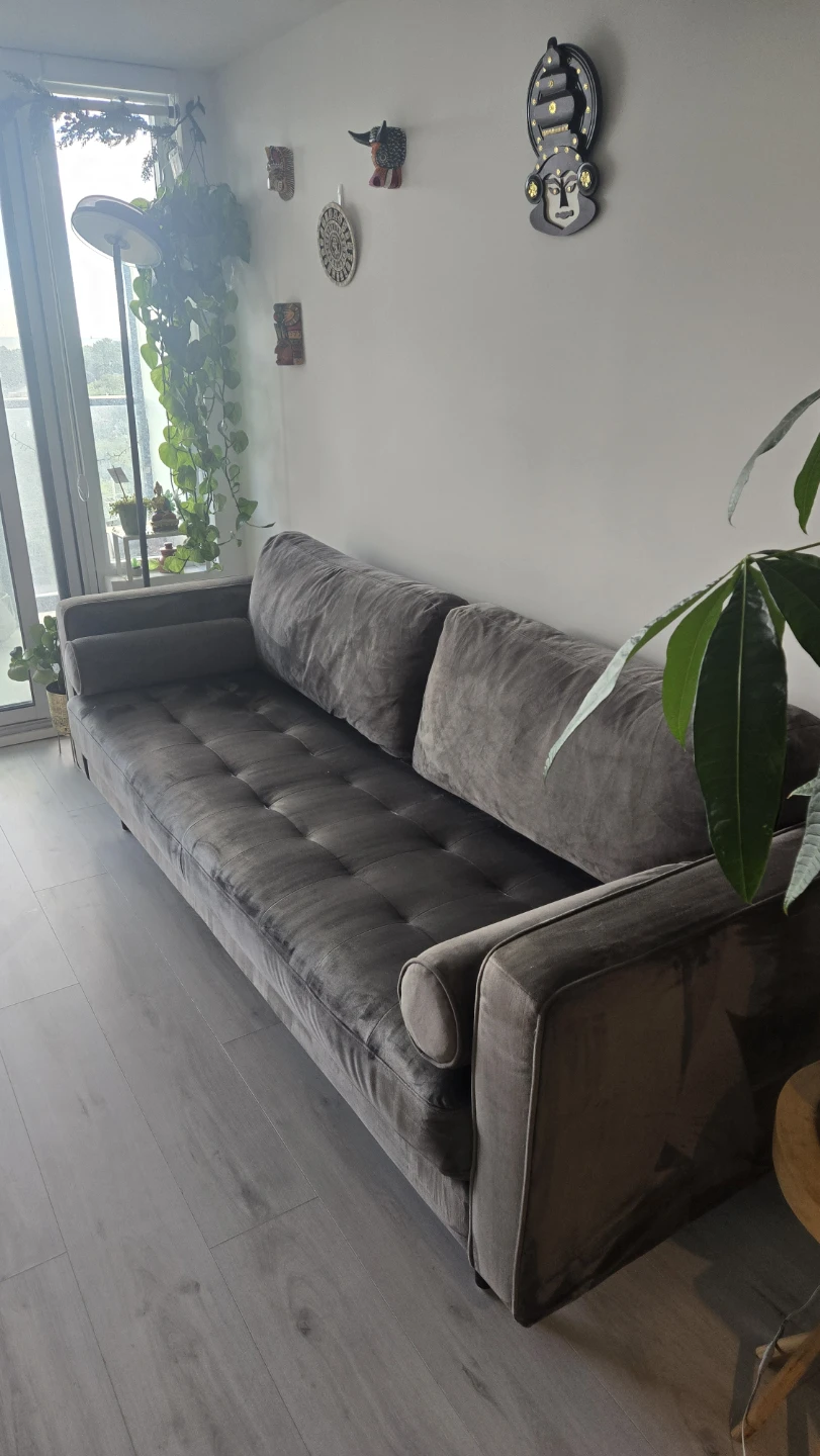 3-Seater Grey Velvet Sofa + Ottoman – Structube - photo 2
