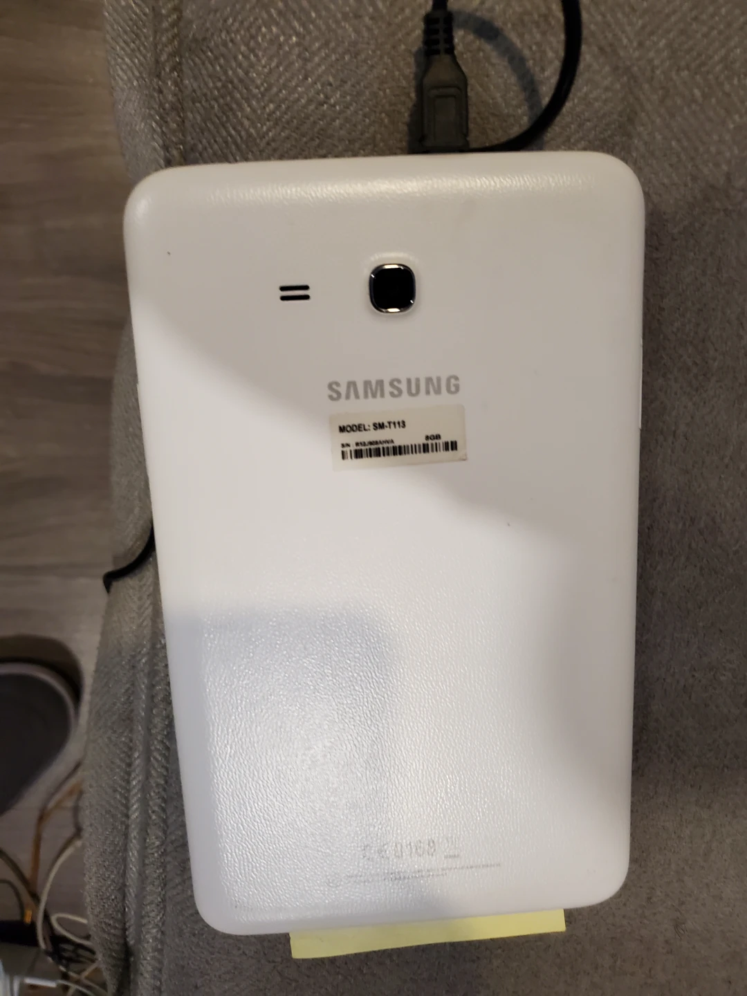 Samsung Galaxy Tab 3 Lite 7.0 SM-T113 - photo 2