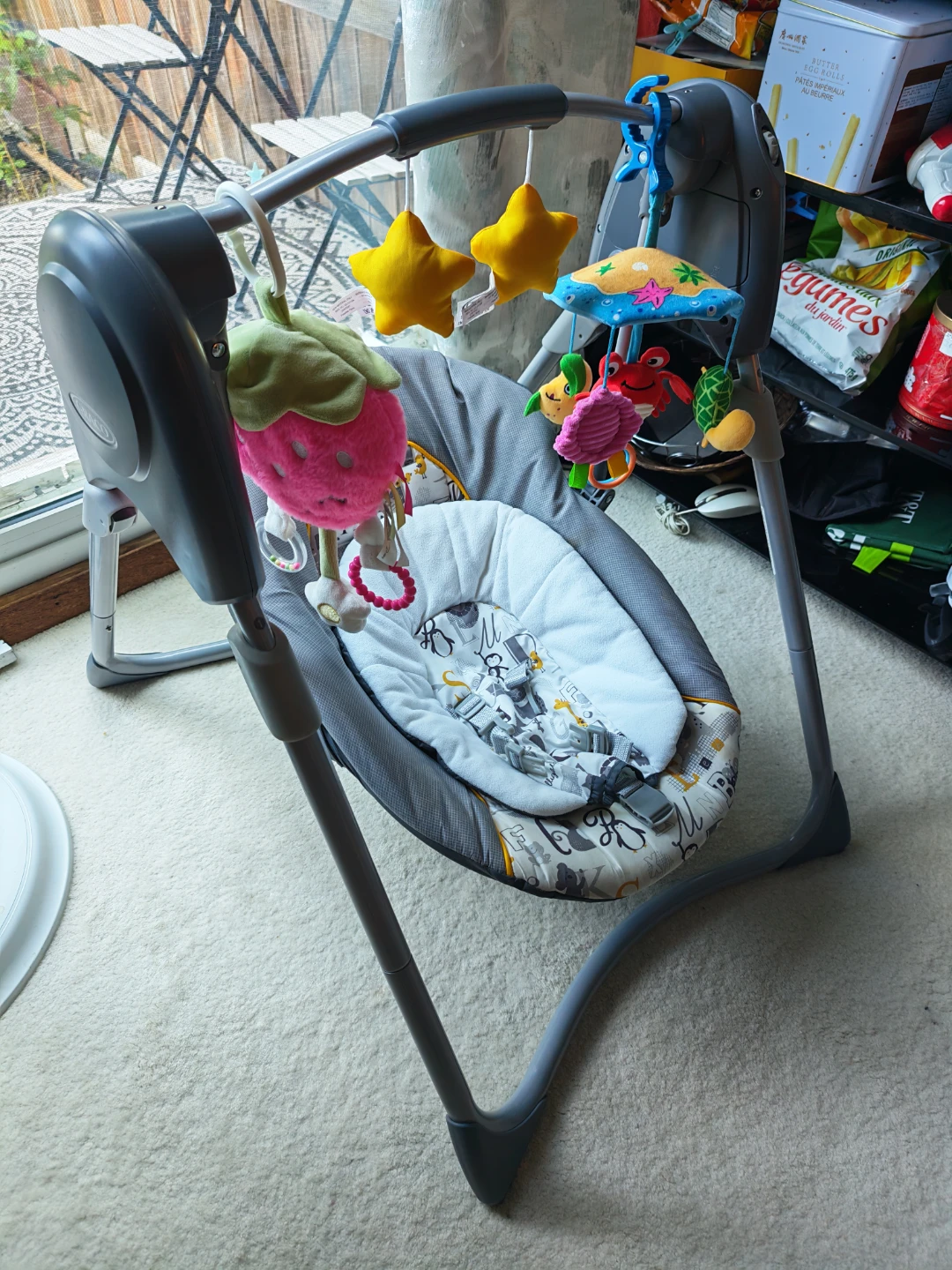 Graco Baby Swing with Overhead Toys