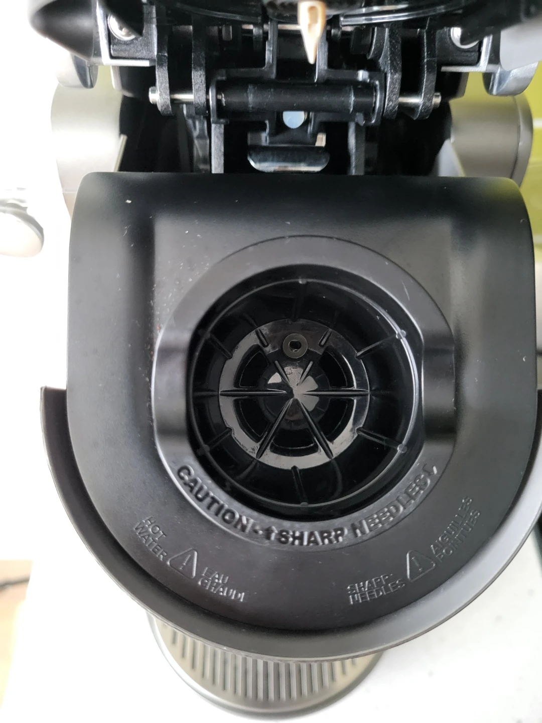 Keurig K-Latte Coffee and Latte Maker - photo 3