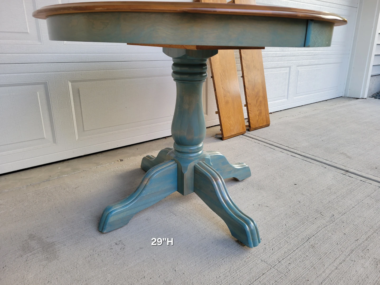Vintage Round Pedestal Dining Table. With Leaves. Turquoise/Wood - photo 4