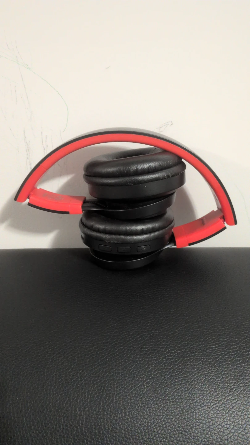 Black and Red Over-Ear Headphones - photo 2