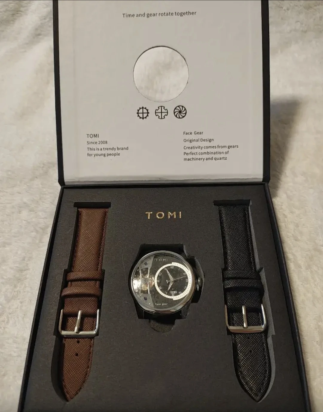Tomi Face Gear Watch with Two Straps - photo 2