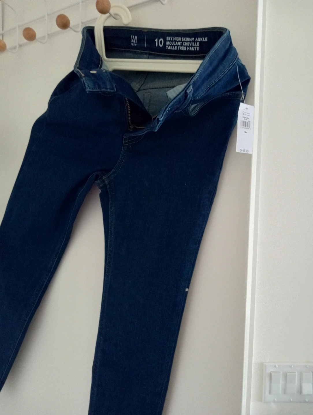 New teen high skinny jeans $10 sz 10, cleaning up the closet.