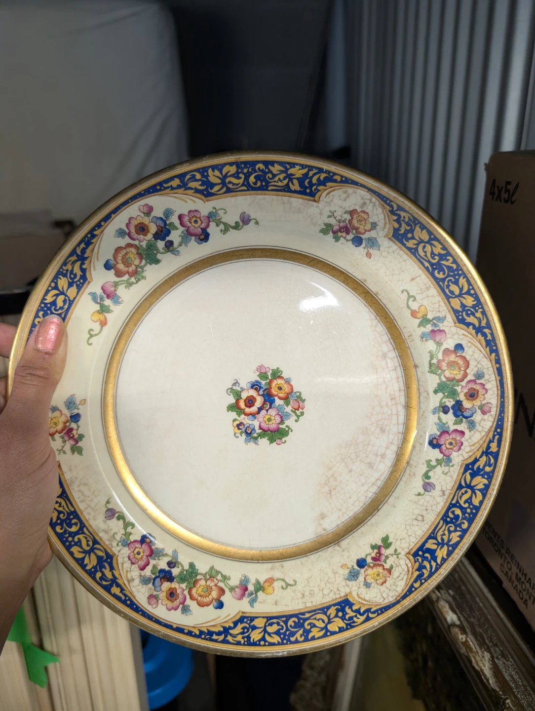 Set of 7 Vintage Johnson Bros Balmoral Dinner Plates