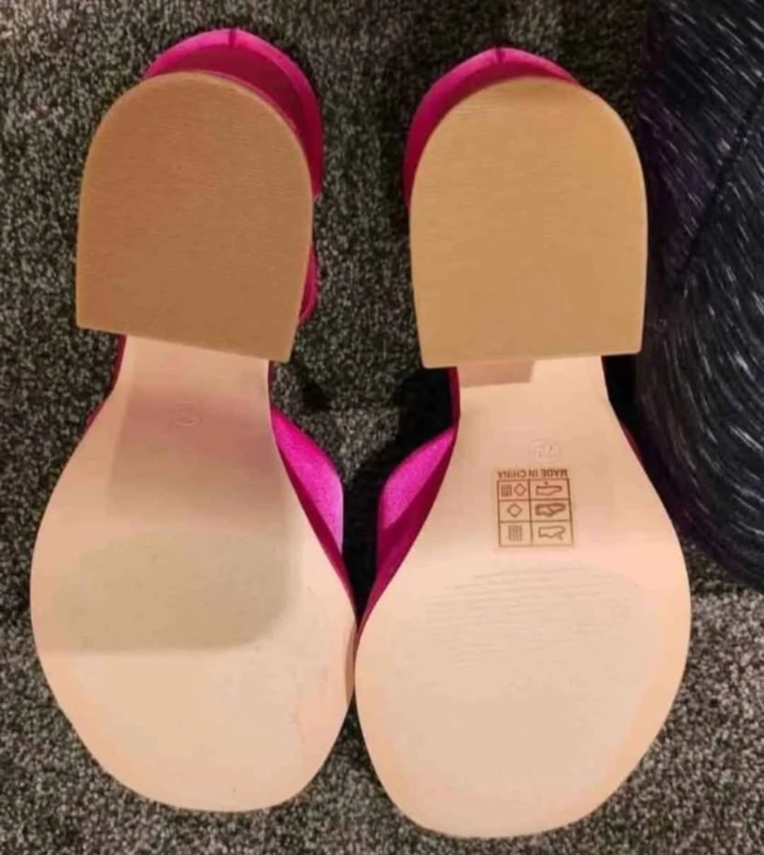 Dream Pairs Hot Pink Platform Heels 🏈 - photo 4