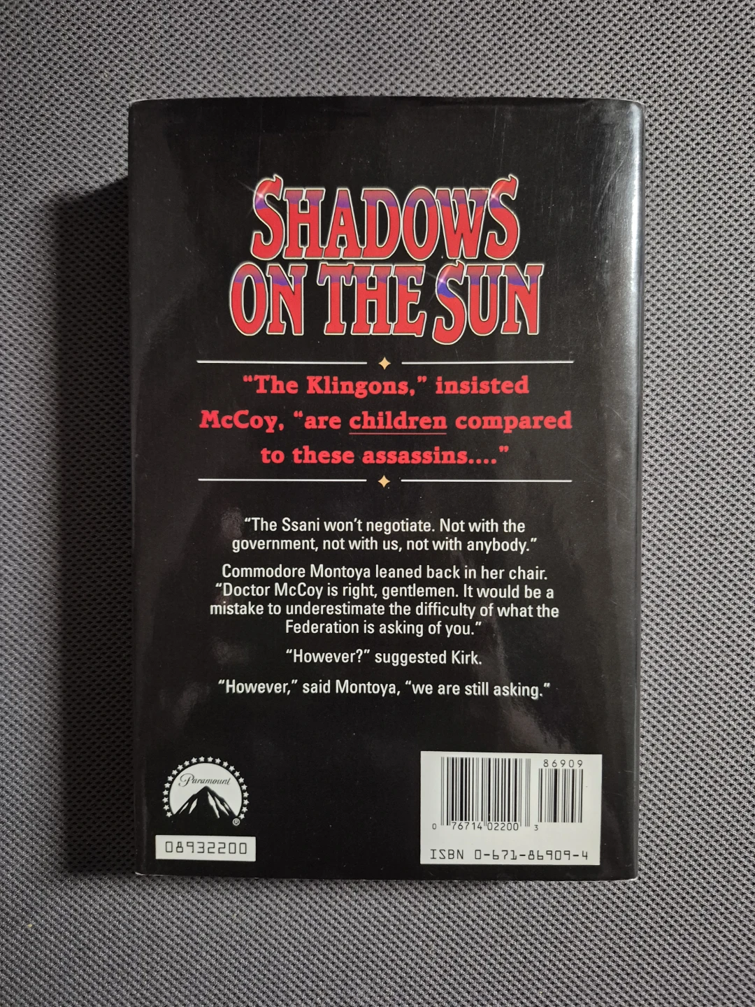 Star Trek: Shadows on the Sun (1st Edition - HC) - photo 2