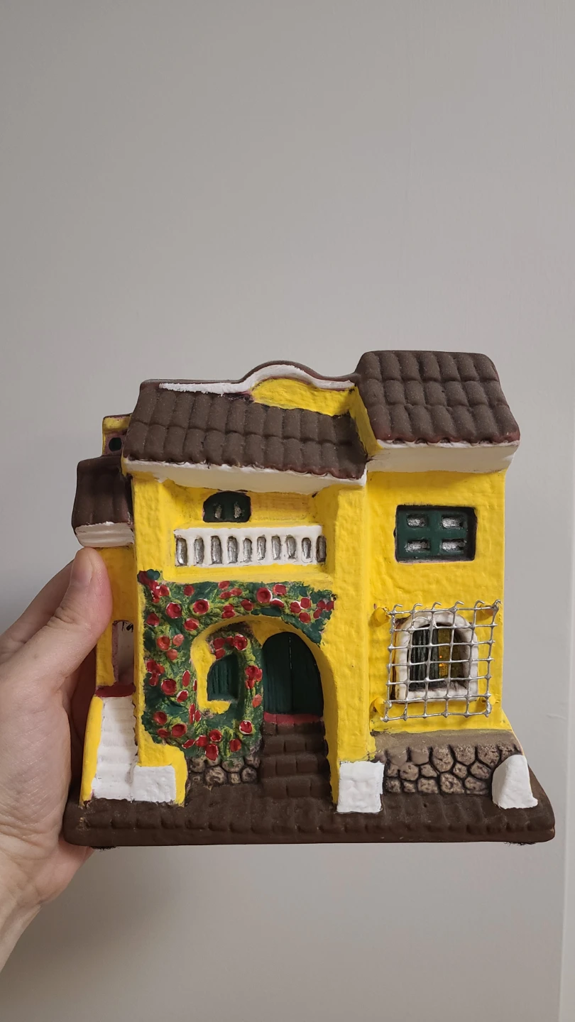 Decorative Ceramic House Figurine - photo 2