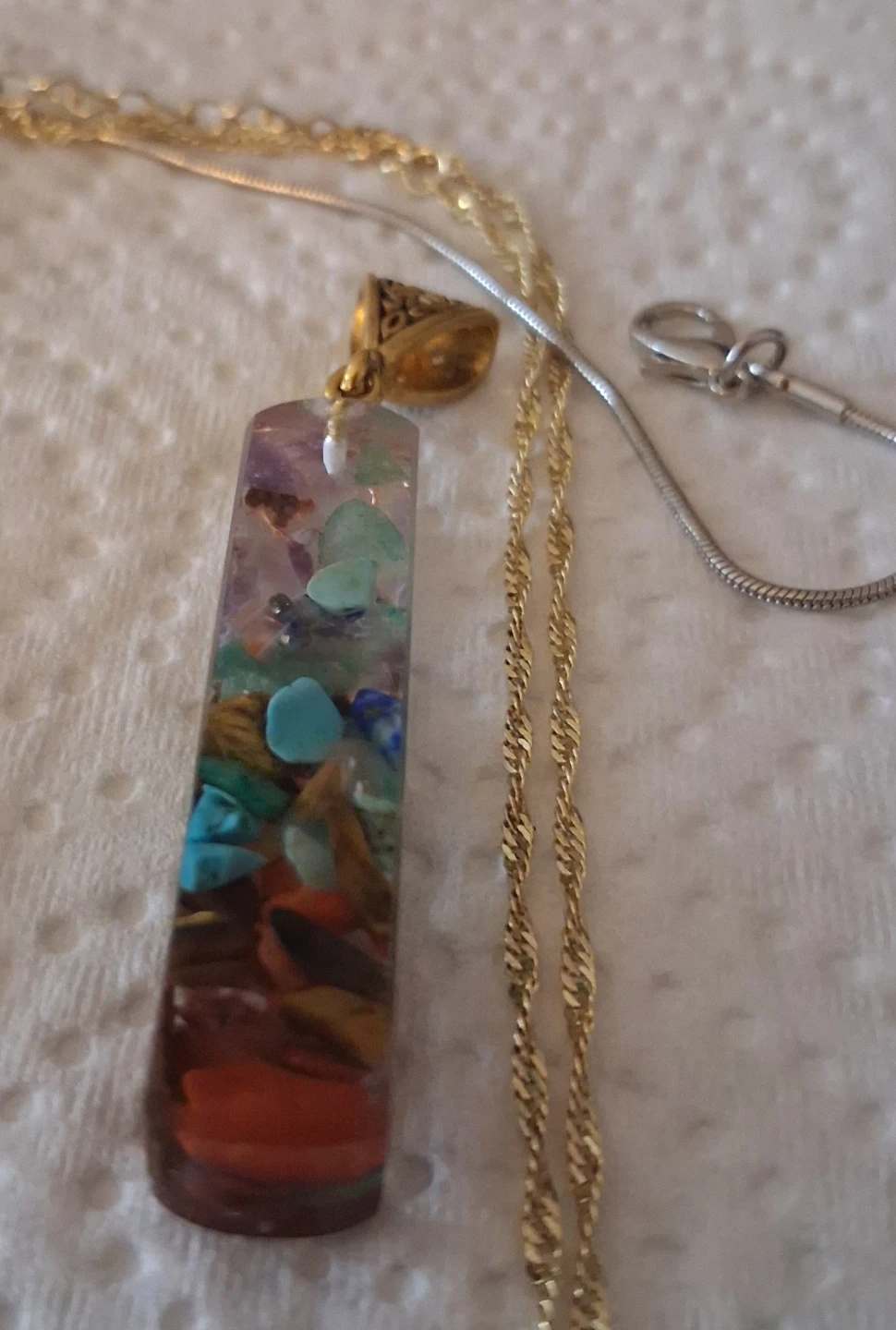 Three assorted fashion necklaces - photo 2