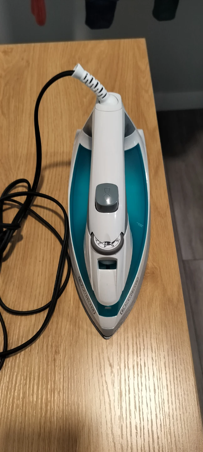 Black and Decker Iron - photo 3