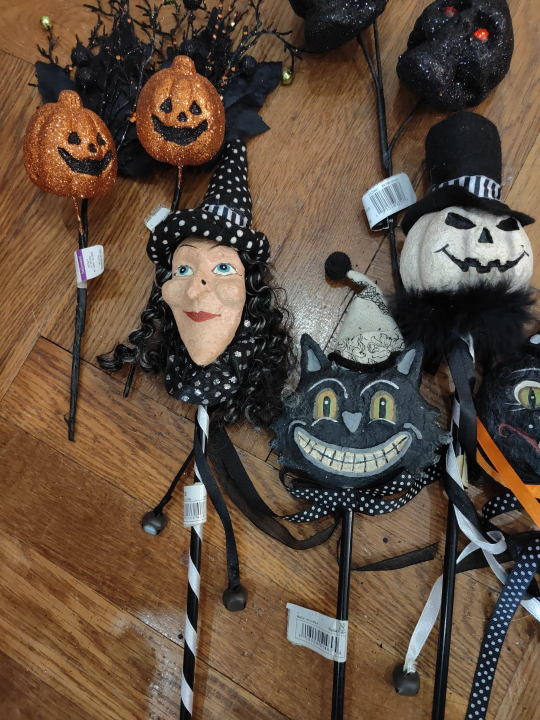 Halloween Themed Decorative Sticks (Set of 7) - photo 4