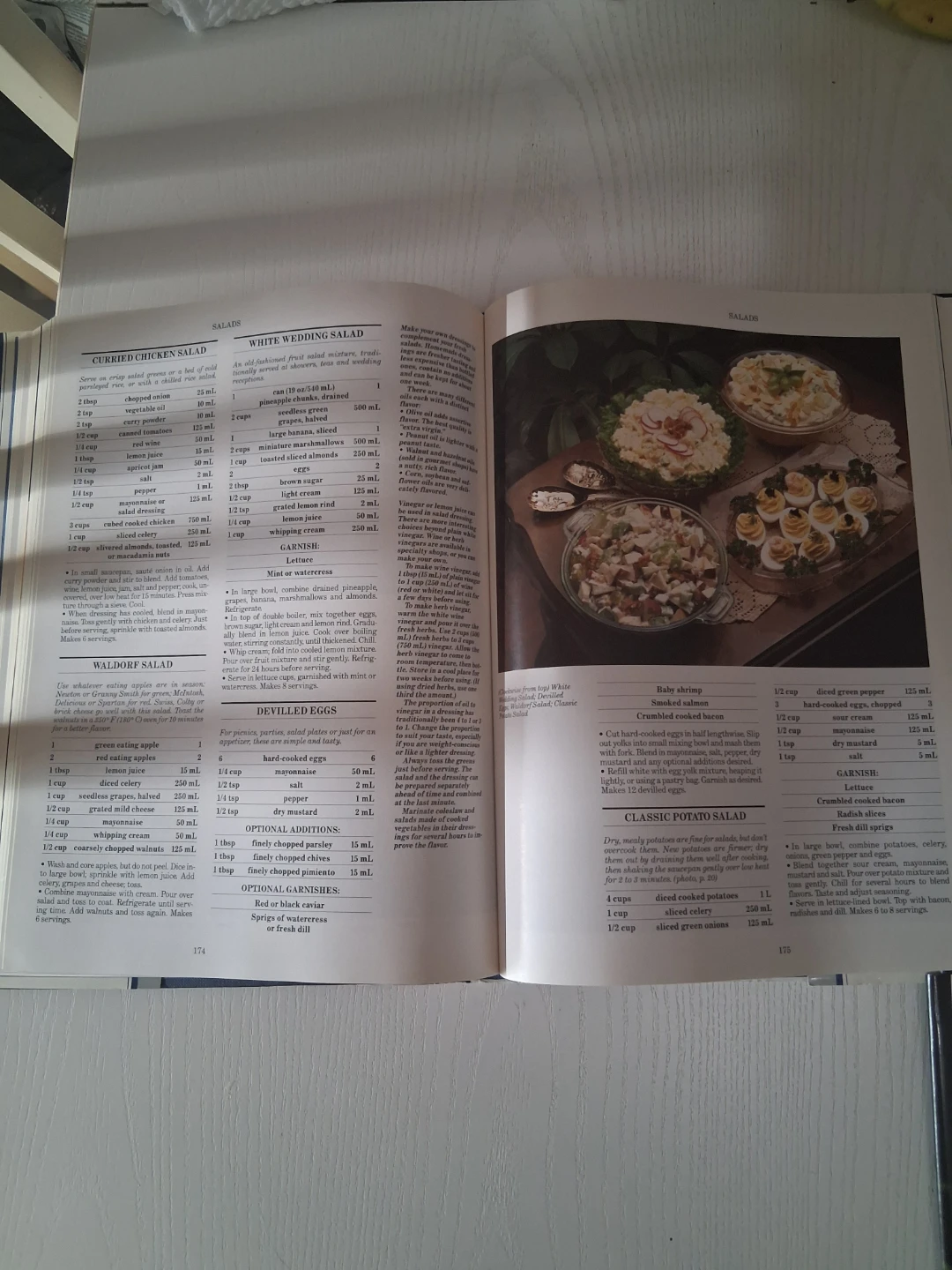 Two Canadian Living Cookbooks both set 10 - photo 4