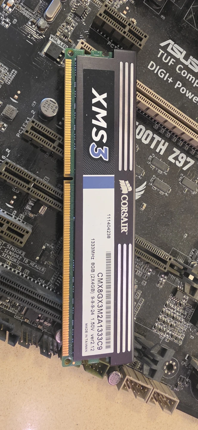 ASUS Sabertooth Z97 Mark 2 Motherboard - photo 4