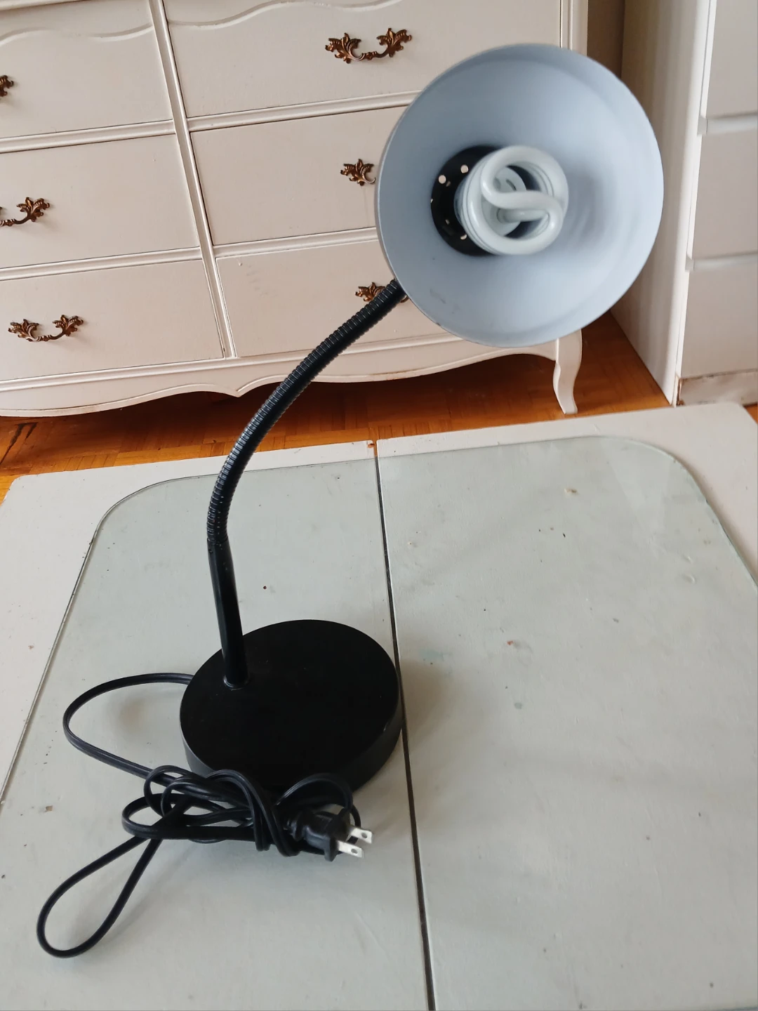 Black Flexible Neck Desk Lamp