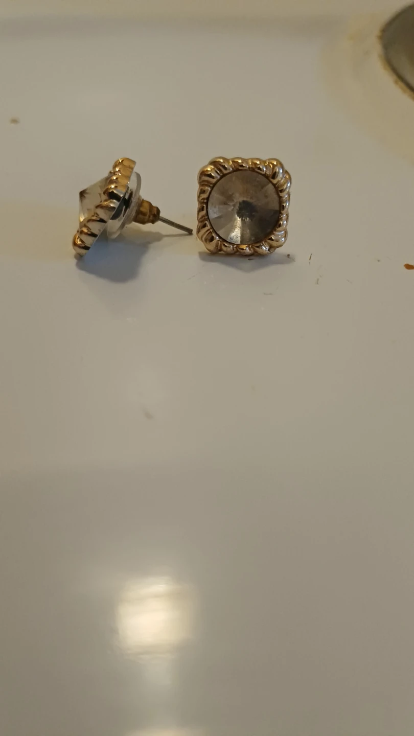 Gold-tone crystal square stud earrings🏈 - photo 2