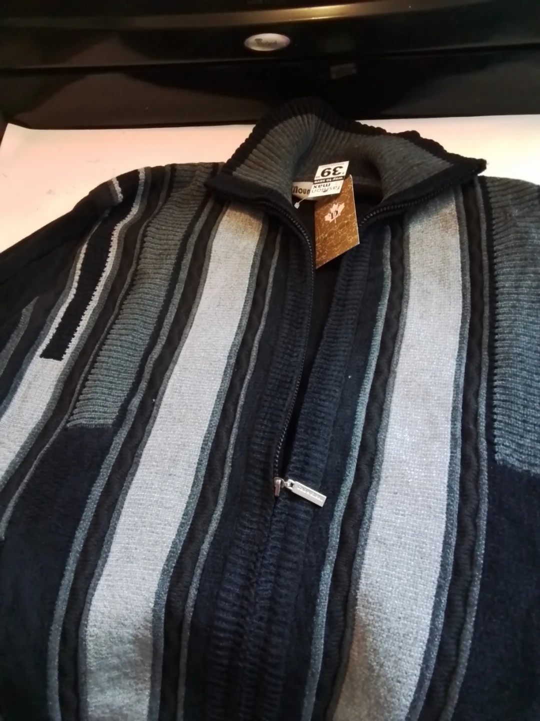 Sweet Tiger Full-Zip Men's Cardigan, Size Medium - photo 2