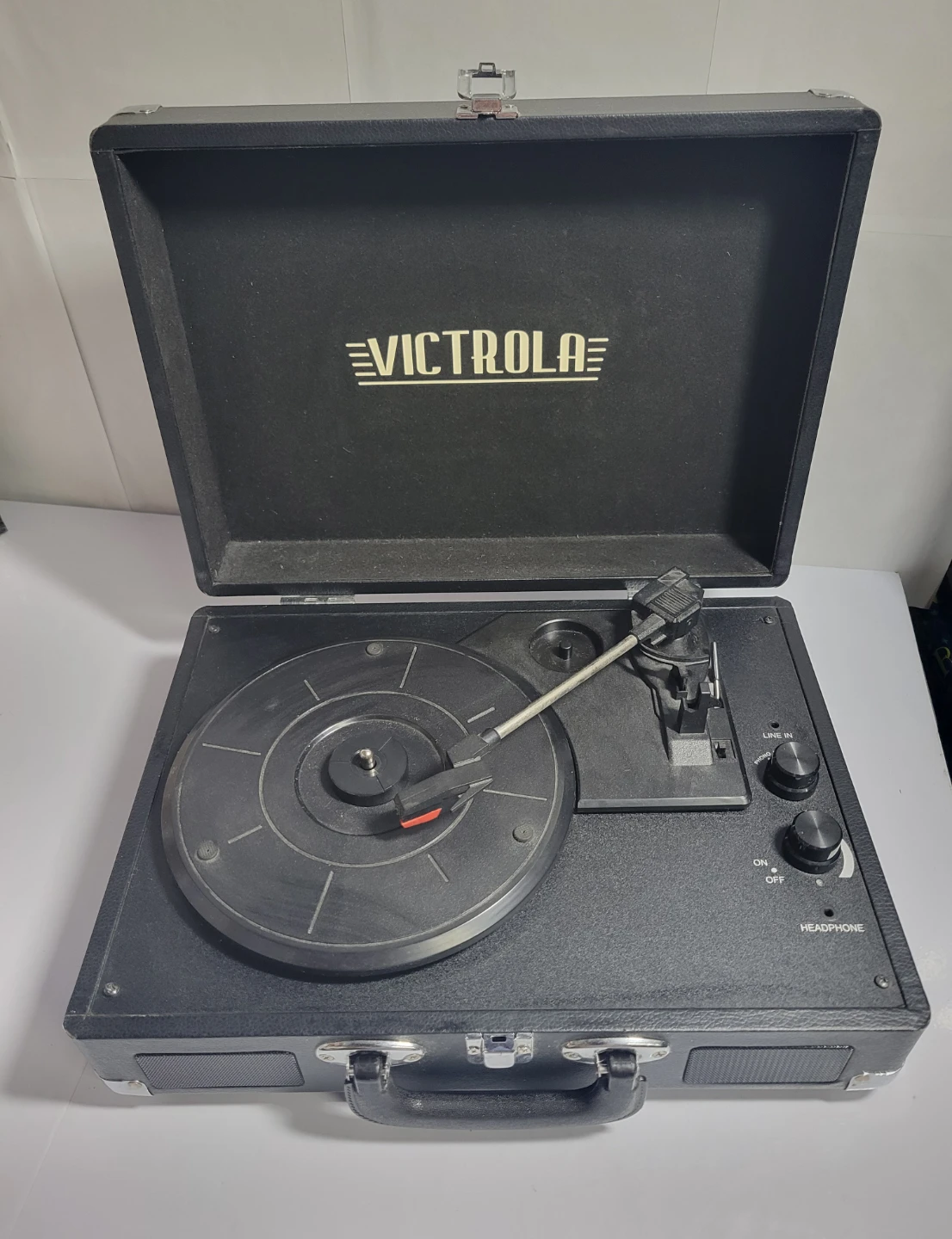 Victrola Portable Bluetooth Turntable VSC-550BT