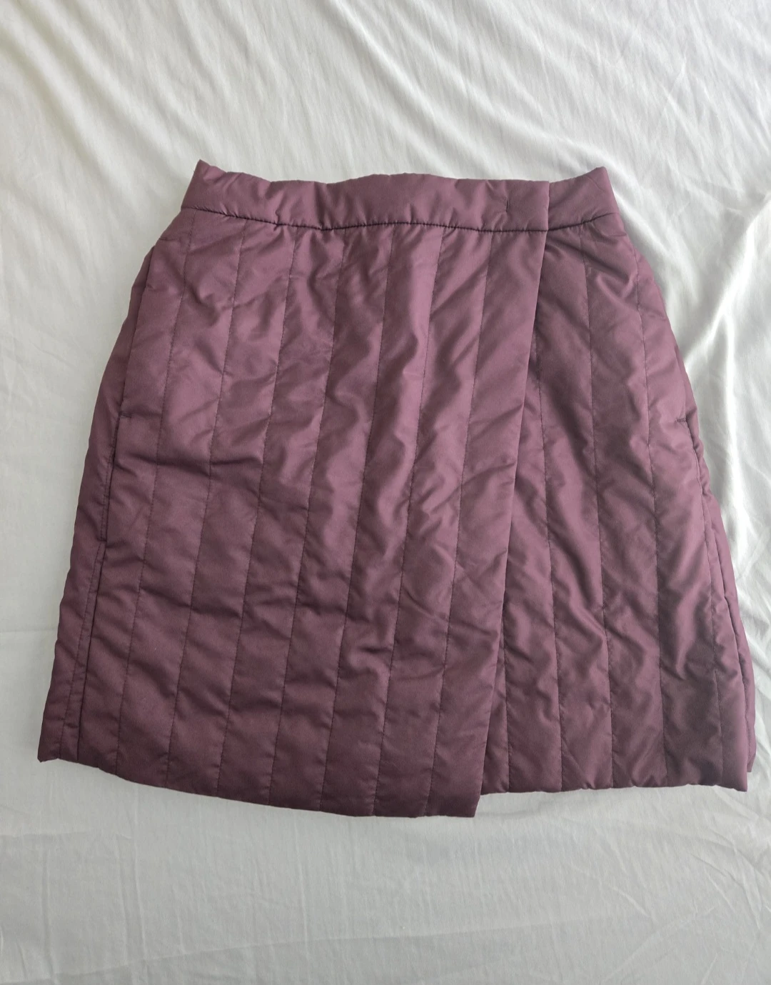 Uniqlo Quilted Puffer Skirt - Size XS 🏈