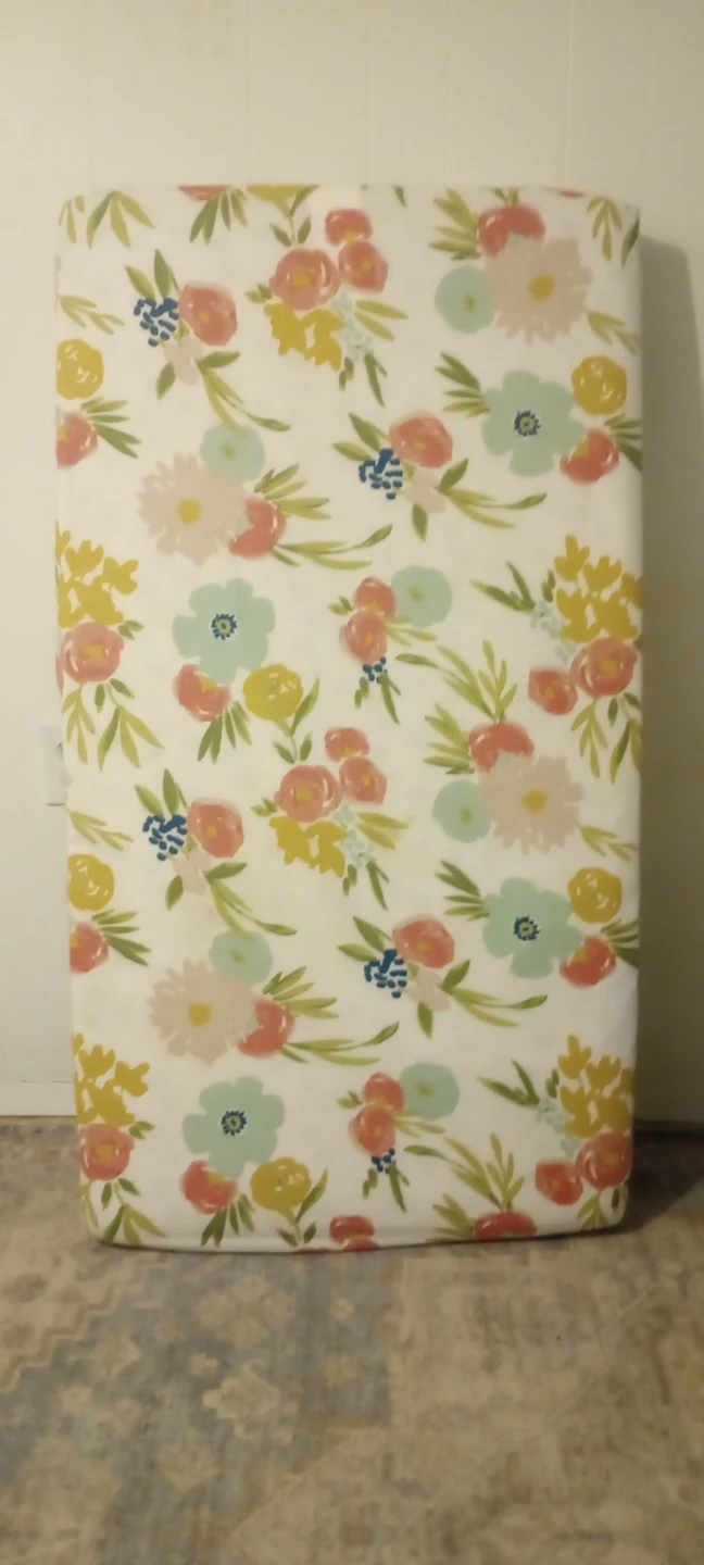 Wooden Baby Crib with Mattress