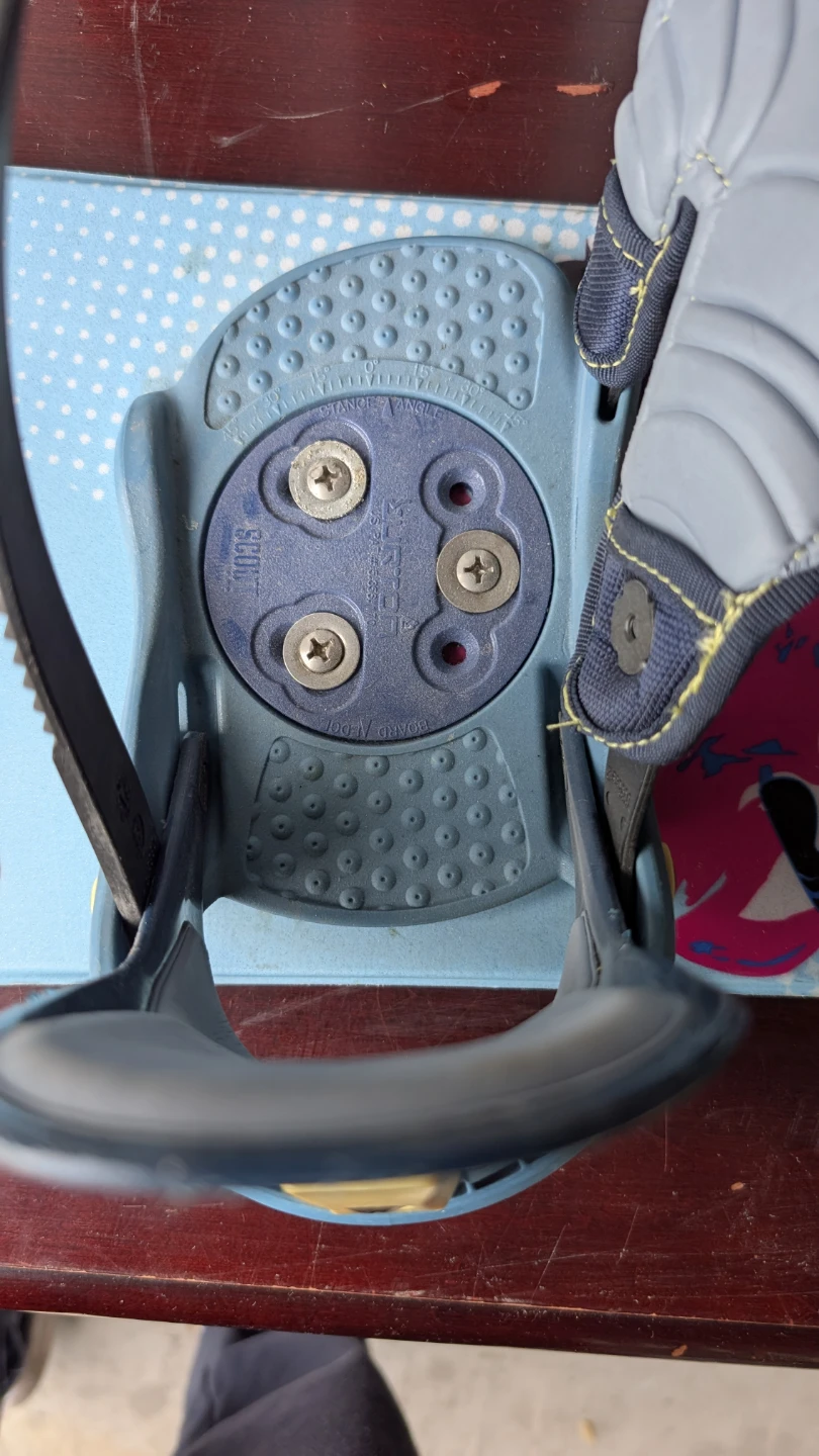 Burton BL3 Snowboard with Bindings - photo 3